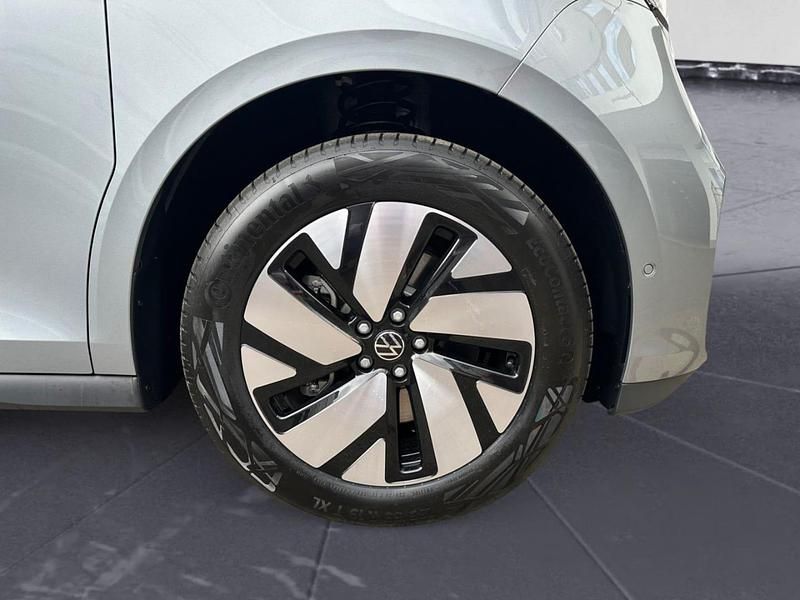 Gebraucht VW ID. Buzz Pro 150 kW (204 PS) 2024 Silber Van / Kleinbus