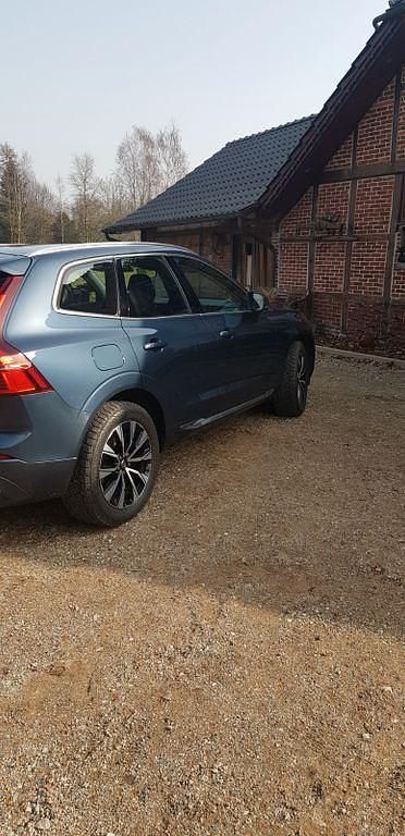 Gebraucht Volvo XC60 Ultimate 197 PS (144 kW) 2023 SUV