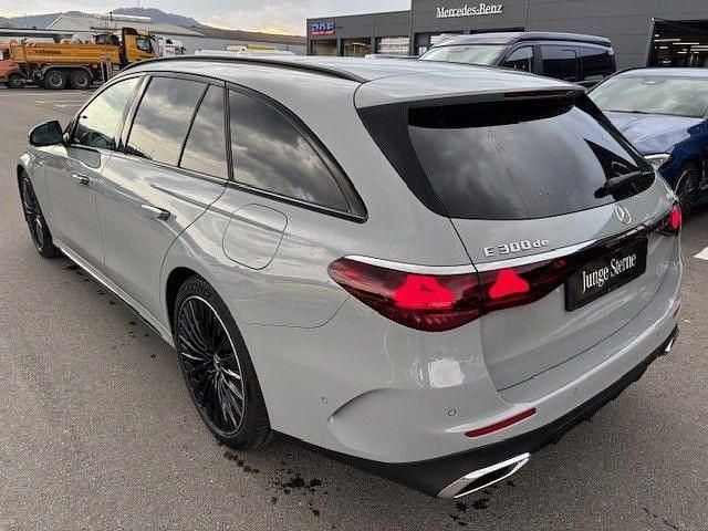 Gebraucht Mercedes E300 AMG 313 PS (230 kW) 2025 Grau Kombi