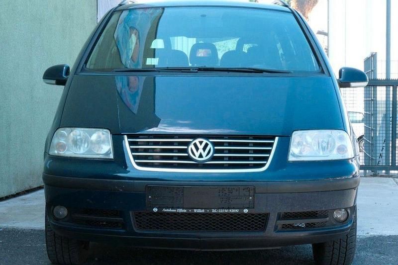 Blau Gebraucht 2009 VW Sharan Highline Van / Kleinbus | 5.950 € (Fairer Preis) - Bild 1/4