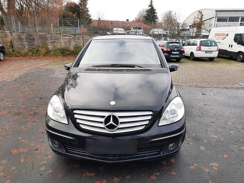 Gebraucht Mercedes B150 95 PS (69 kW) 2005 Schwarz Van / Kleinbus