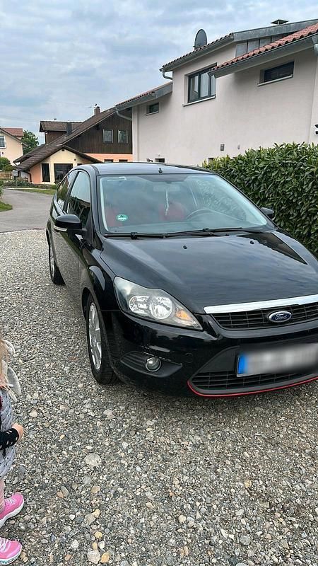 Schwarz Gebraucht 2009 Ford Focus S Limousine | 1.899 € (Fairer Preis) - Bild 1/4