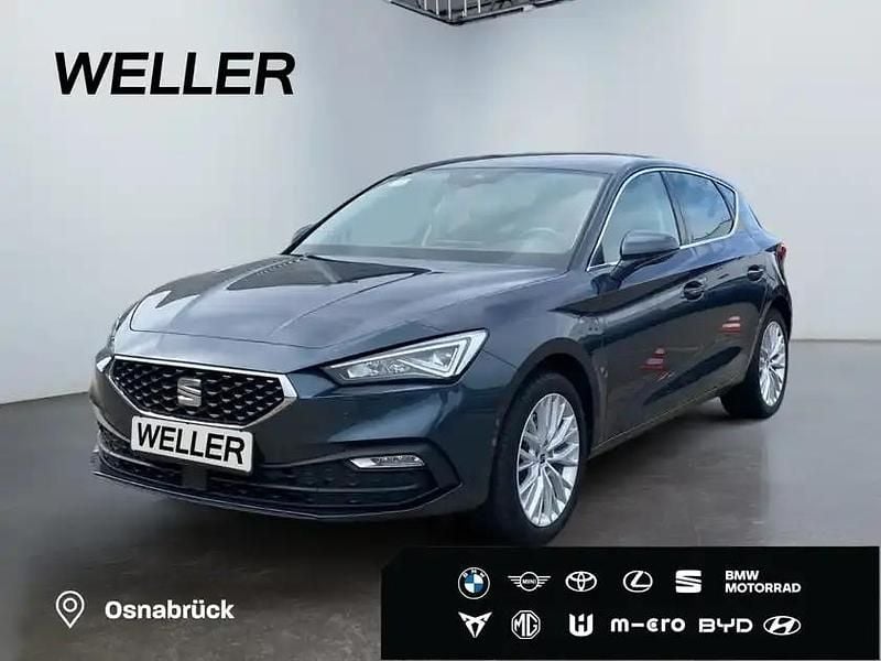 Grau Gebraucht 2020 Seat Leon XCELLENCE Limousine | 21.970 € (Fairer Preis) - Bild 1/3