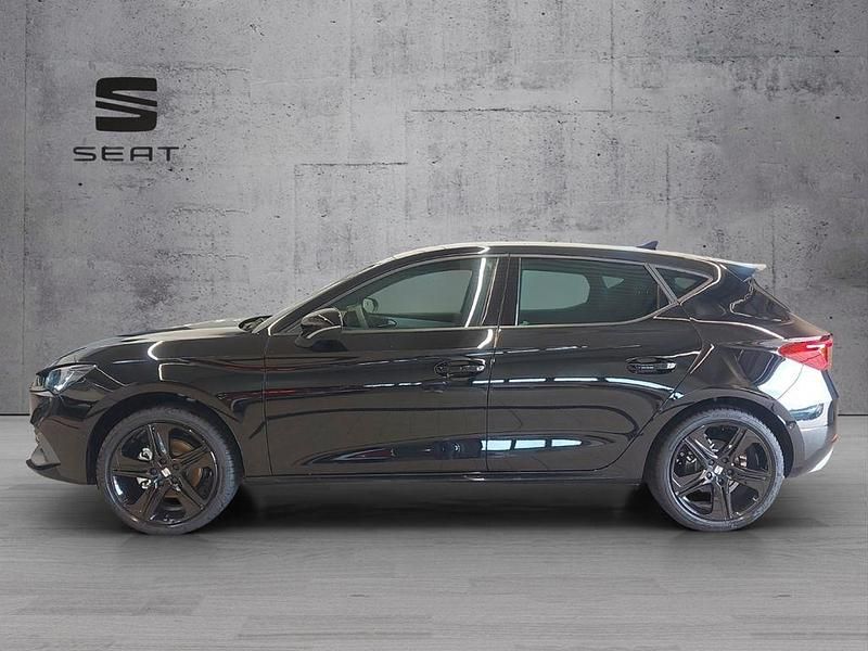 Gebraucht Seat Leon Black Edition 150 PS (110 kW) 2025 Schwarz Kombi