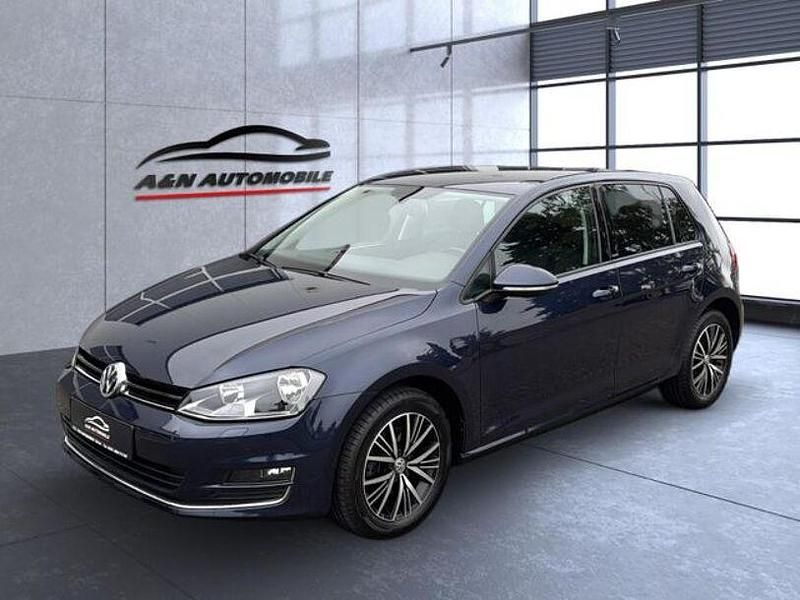 Blau Gebraucht 2016 VW Golf VII Allstar Limousine | 11.990 € (Fairer Preis) - Bild 1/4