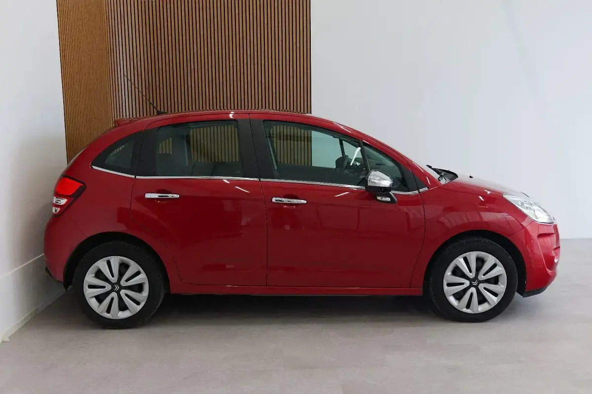 Gebraucht Citroën C3 SELECTION 95 PS (69 kW) 2012 Rot Limousine