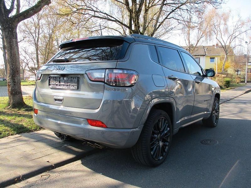 Gebraucht Jeep Compass 241 PS (177 kW) 2021 Grau SUV