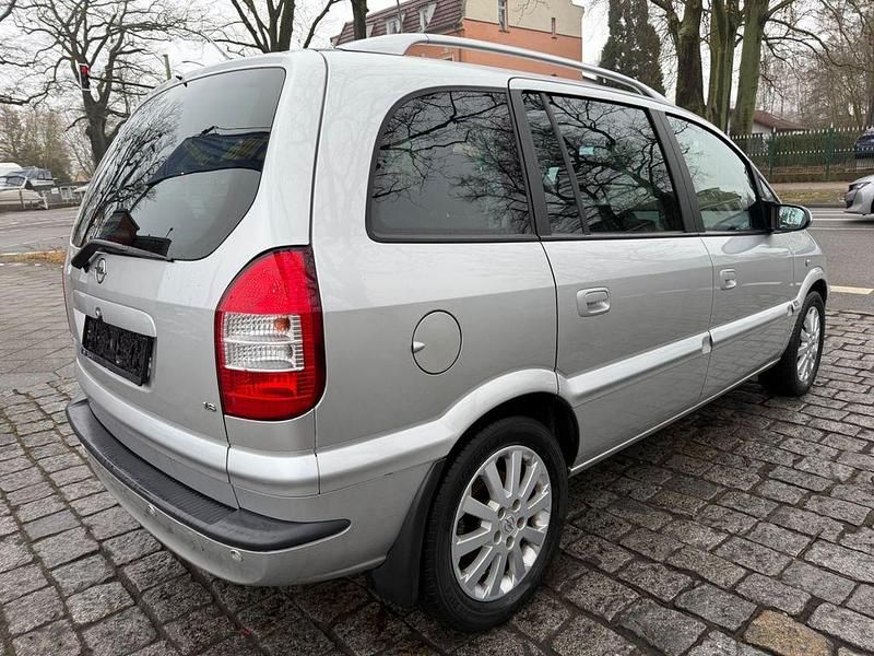 Gebraucht Opel Zafira 101 PS (74 kW) 2004 Grau Van / Kleinbus