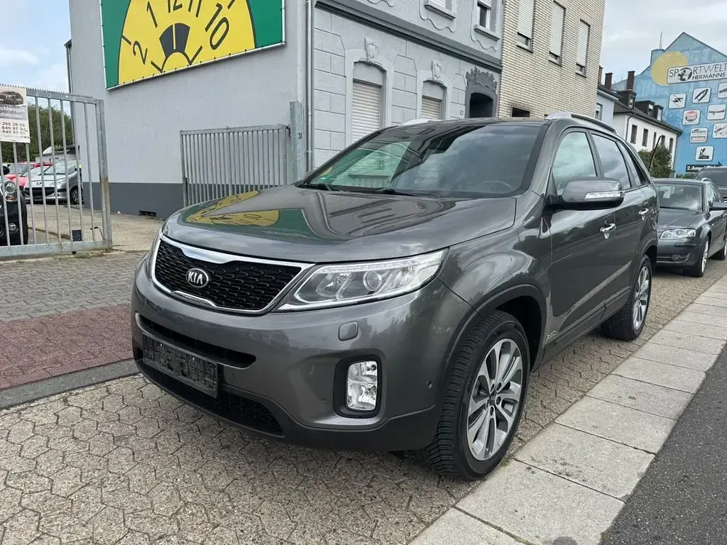 Gebraucht Kia Sorento Spirit 197 PS (144 kW) 2014 Grau SUV