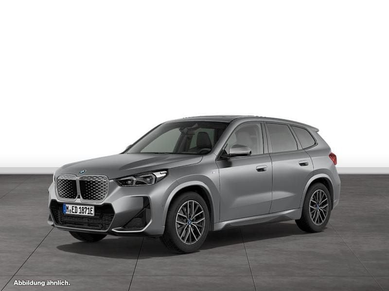 Grau Gebraucht 2024 BMW iX1 SUV | 43.703 € (Etwas zu teuer) - Bild 1/4