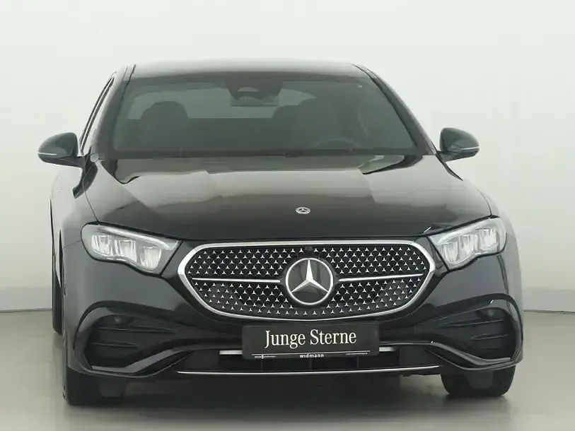 Gebraucht Mercedes E200 AMG 204 PS (150 kW) 2025 Schwarz Limousine