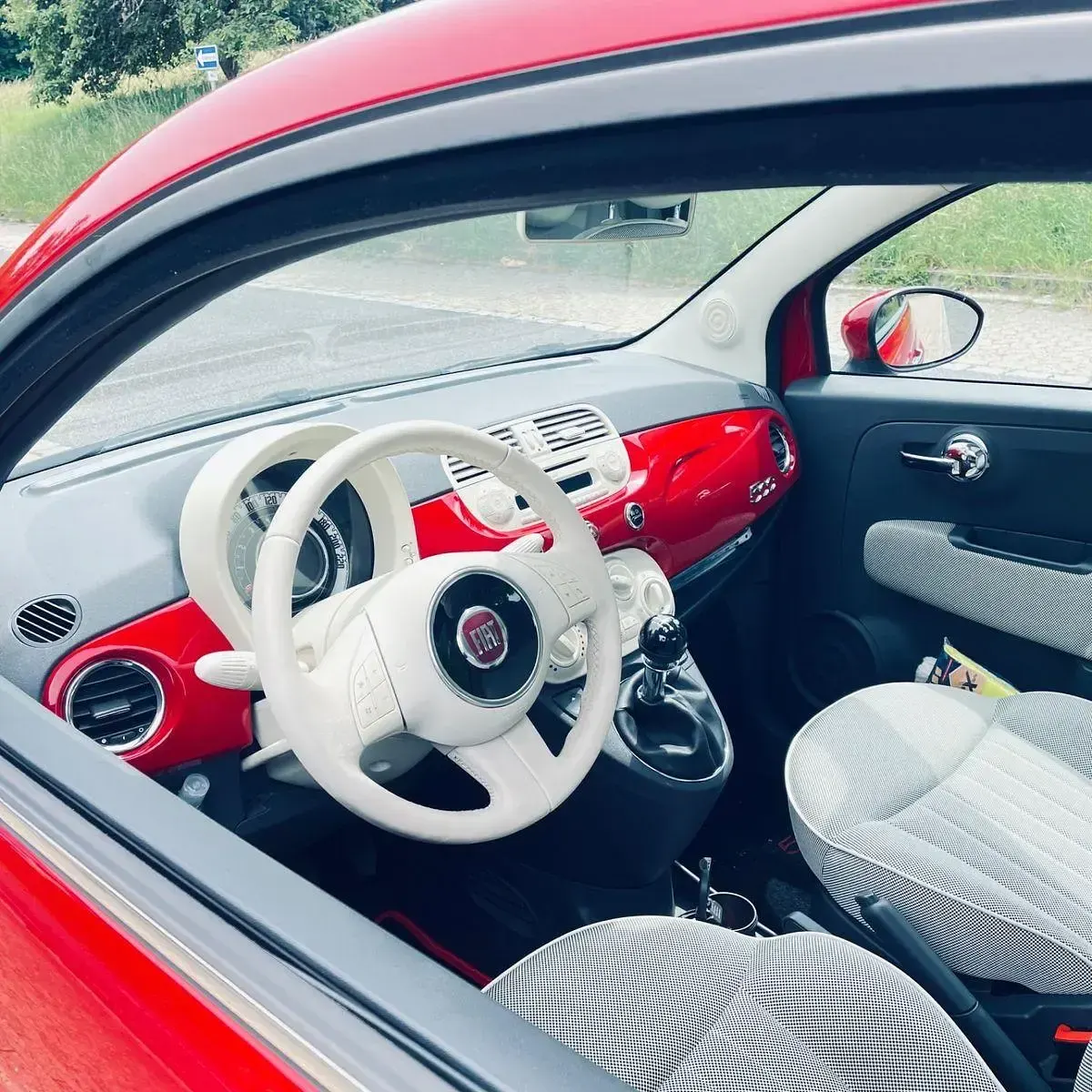 Gebraucht Fiat 500 Lounge 69 PS (50 kW) 2011 Rot Limousine
