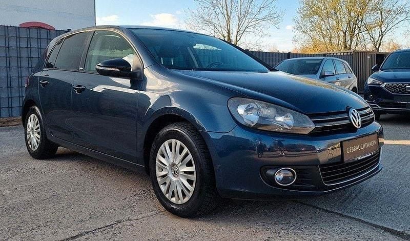 Gebraucht VW Golf VI Style 105 PS (77 kW) 2011 Blau Kleinwagen