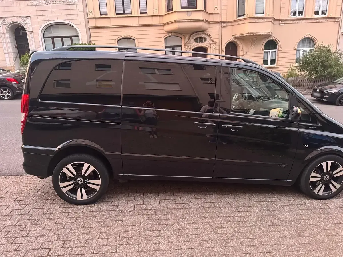 Gebraucht Mercedes Viano 224 PS (164 kW) 2012 Schwarz Van / Kleinbus