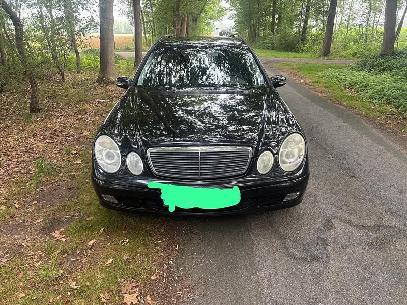Gebraucht 2004 Mercedes E270 Kombi | 1.850 € (Fairer Preis) - Bild 1/4