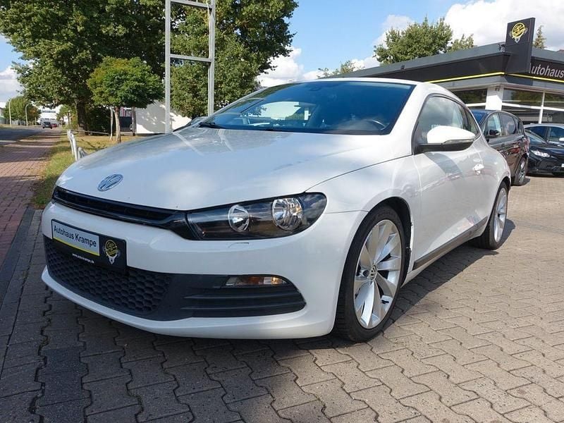 Weiß Gebraucht 2009 VW Scirocco Coupé | 4.480 € (Guter Preis) - Bild 1/4