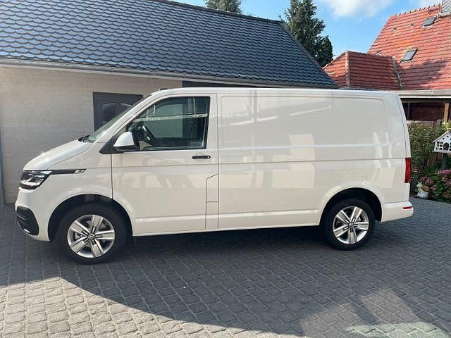 Gebraucht VW Transporter 150 PS (110 kW) 2023 Van