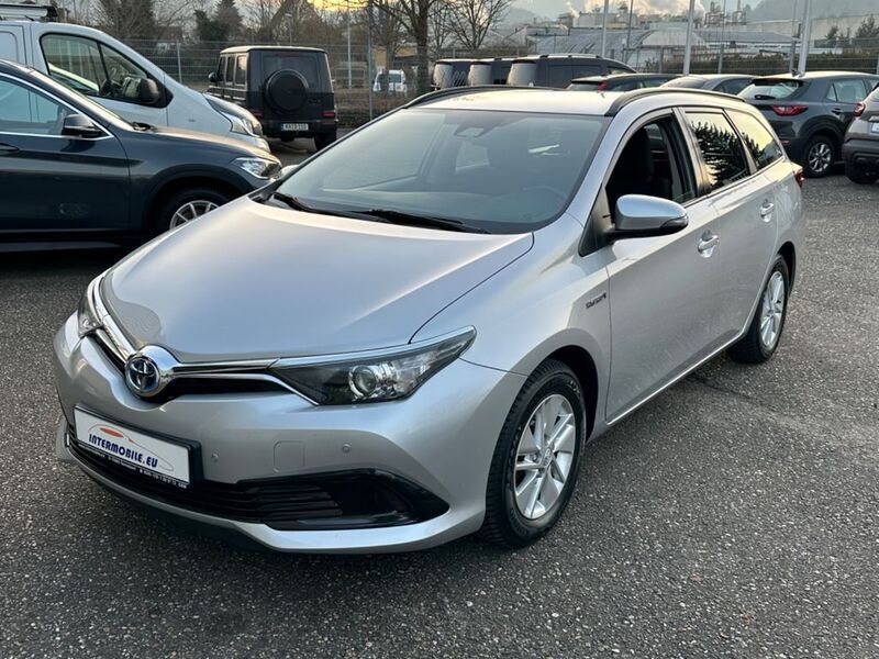 Silber Gebraucht 2018 Toyota Auris Touring Sports Kombi | 17.850 € (Fairer Preis) - Bild 1/4