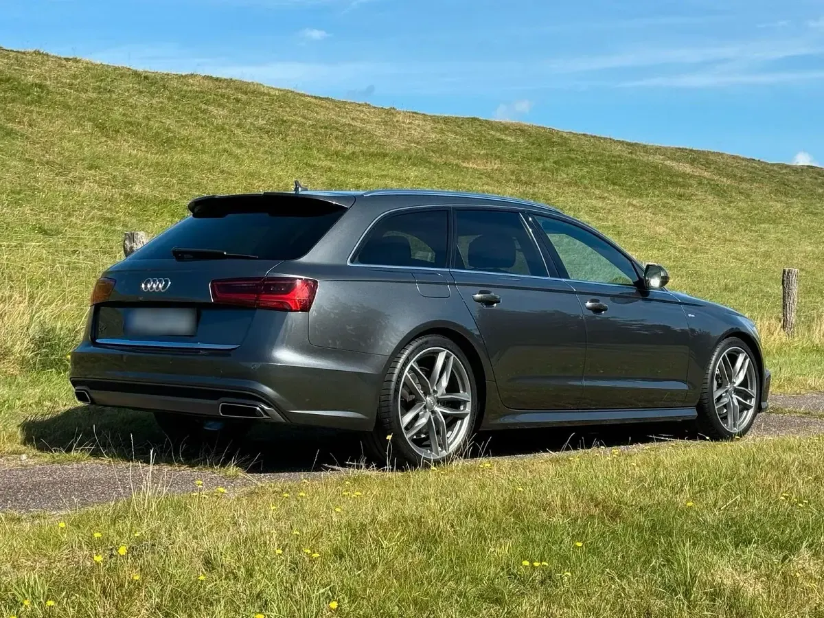 Używany Audi A6 S-Line 190 KM (139 kW) 2018 Szary Kombi