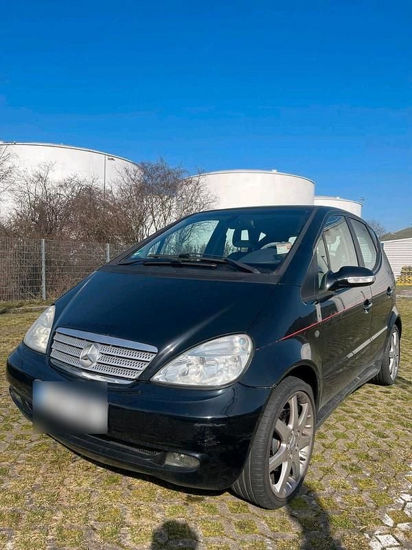Gebraucht Mercedes A210 140 PS (102 kW) 2003 Schwarz Limousine