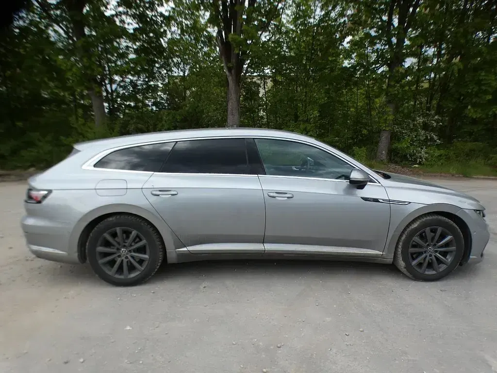Gebraucht VW Arteon R-line 150 PS (110 kW) 2022 Pyritsilber metallic Kombi