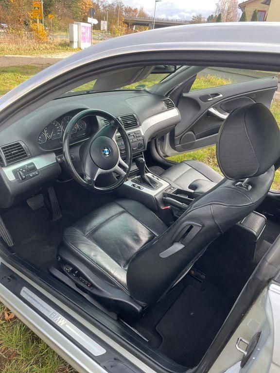 Gebraucht BMW 330 231 PS (169 kW) 2003 Silber Coupé