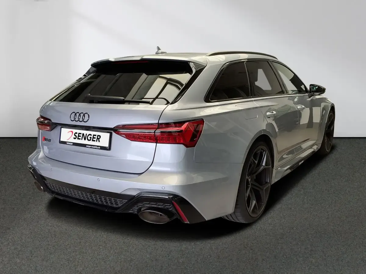 Gebraucht Audi RS6 Performance 630 PS (463 kW) 2024 Florettsilber metallic Kombi