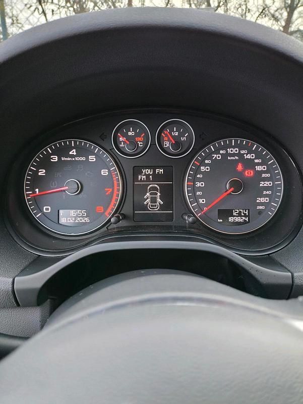 Gebraucht Audi A3 120 PS (88 kW) 2010 Schwarz Kleinwagen