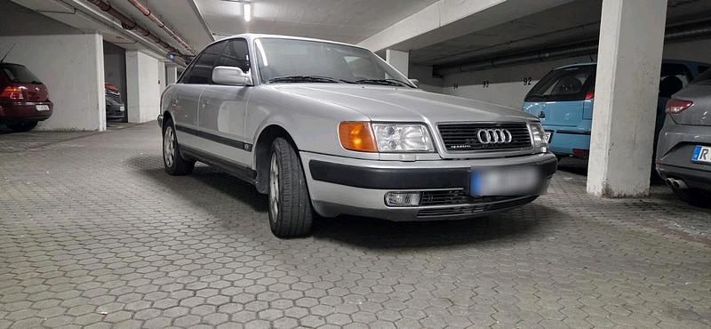 Gebraucht Audi 100 174 PS (127 kW) 1992 Silber Limousine