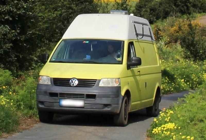 Gebraucht VW T5 131 PS (96 kW) 2008 Gelb Van
