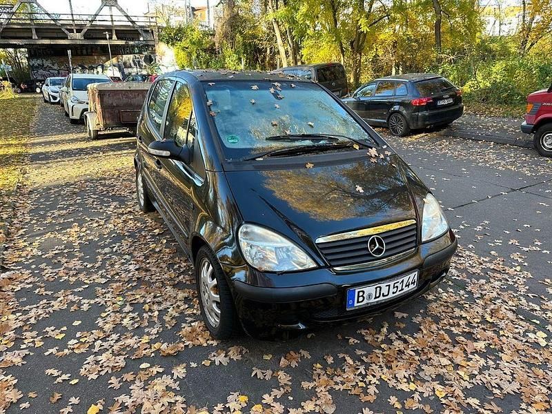 Schwarz Gebraucht 2004 Mercedes A160 Classic Van / Kleinbus | 1.599 € (Guter Preis) - Bild 1/4