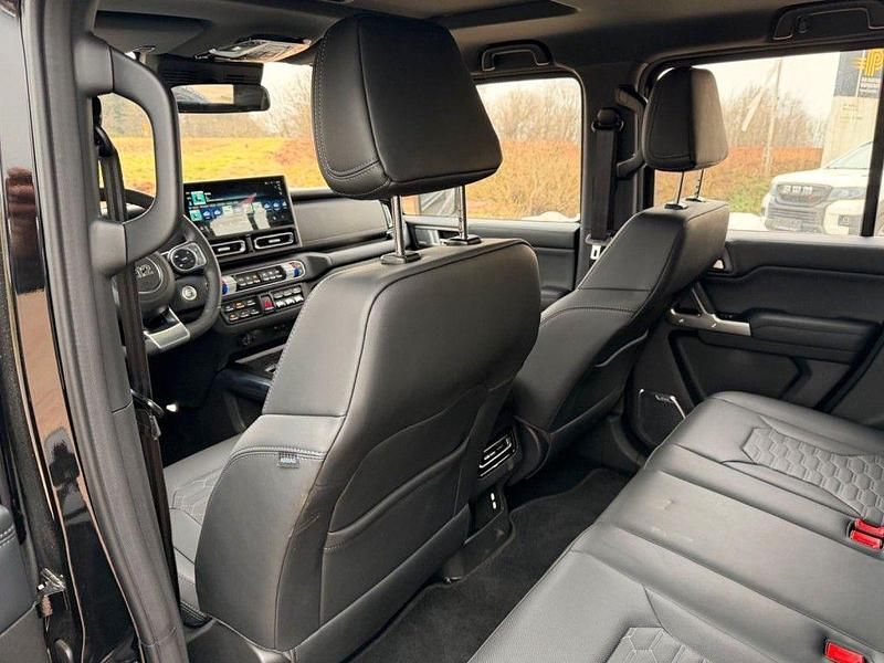 Gebraucht BAW 212 166 PS (122 kW) 2026 Schwarz SUV