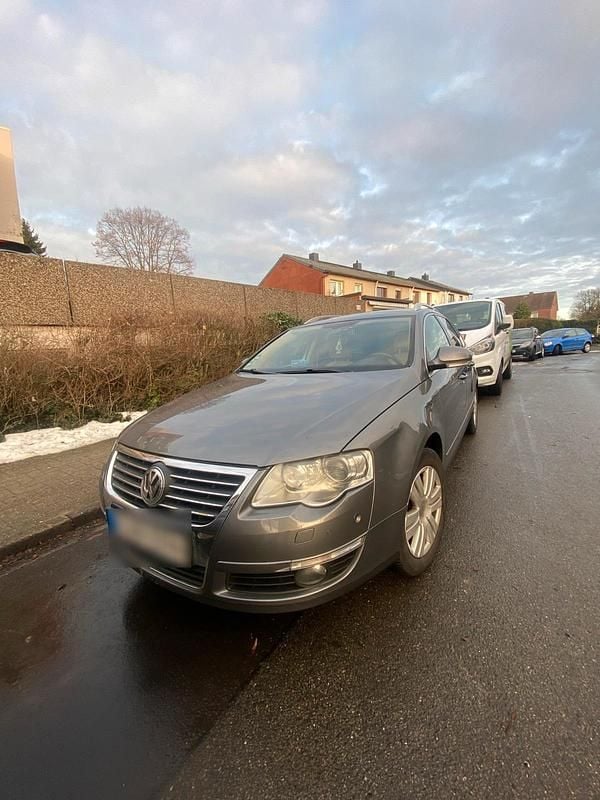 Gebraucht VW Passat 140 PS (102 kW) 2008 Silber Kombi