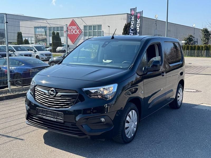 Gebraucht Opel Combo Edition 131 PS (96 kW) 2020 Schwarz Van / Kleinbus