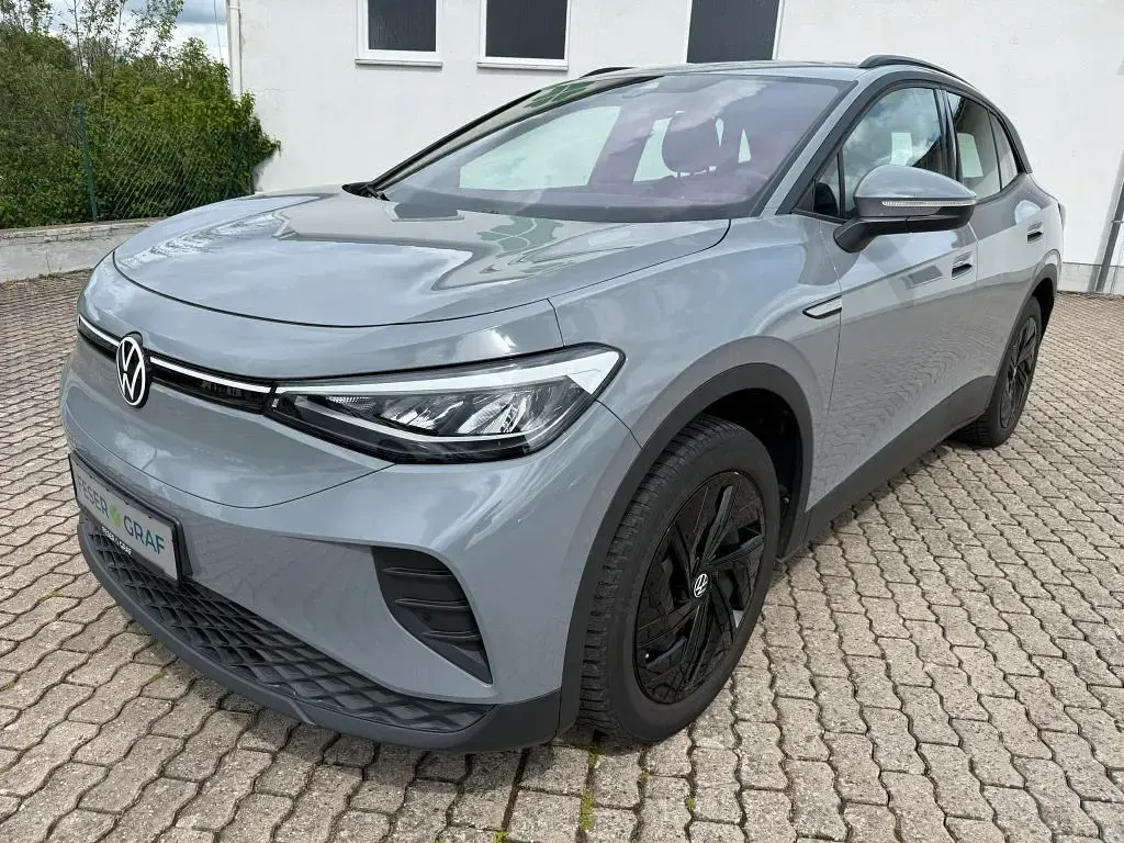 Gebraucht VW ID.4 Pure 108 kW (148 PS) 2023 Mondsteingrau SUV