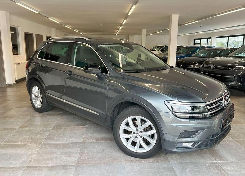Indiumgraumetallic Gebraucht 2019 VW Tiguan IQ Drive SUV | 22.990 € (Fairer Preis) - Bild 1/4