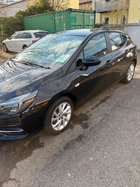 Gebraucht Opel Astra Edition 131 PS (96 kW) 2021 Schwarz Limousine
