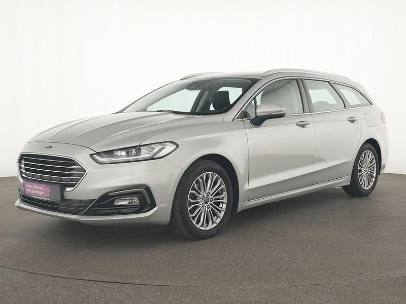 Silber Gebraucht 2022 Ford Mondeo Titanium Kombi | 21.775 € (Etwas zu teuer) - Bild 1/4