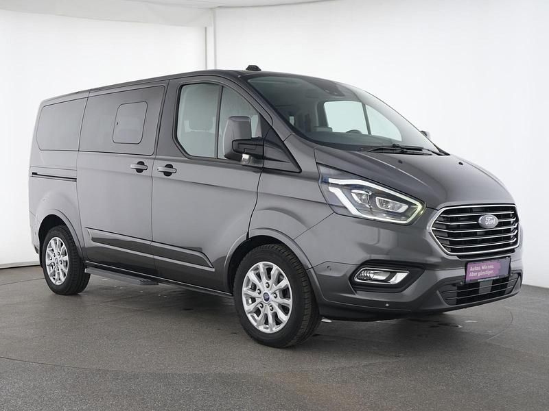 Gebraucht Ford Tourneo Titanium 185 PS (136 kW) 2020 Magnetic grau Van / Kleinbus