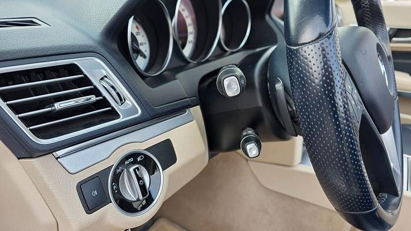 Gebraucht Mercedes E250 204 PS (150 kW) 2016 Schwarz Cabrio