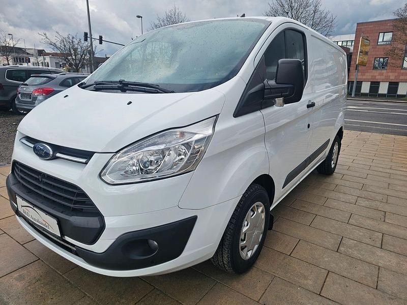 Gebraucht Ford Transit Custom Trend 105 PS (77 kW) 2018 Weiß Van / Kleinbus
