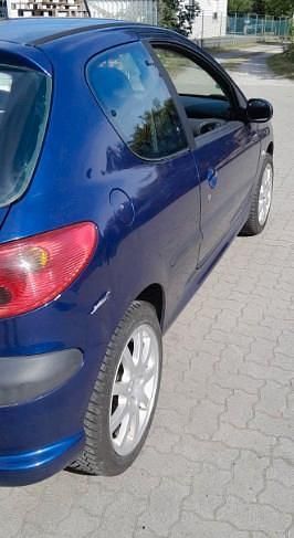 Gebraucht Peugeot 206 75 PS (55 kW) 2005 Blau Kleinwagen