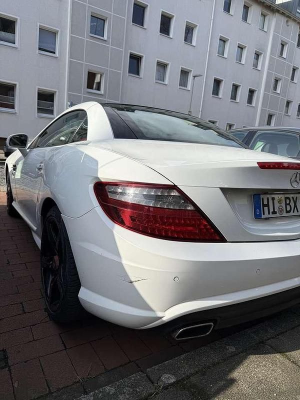 Gebraucht Mercedes SLK200 Edition 1 184 PS (135 kW) 2014 Cabrio