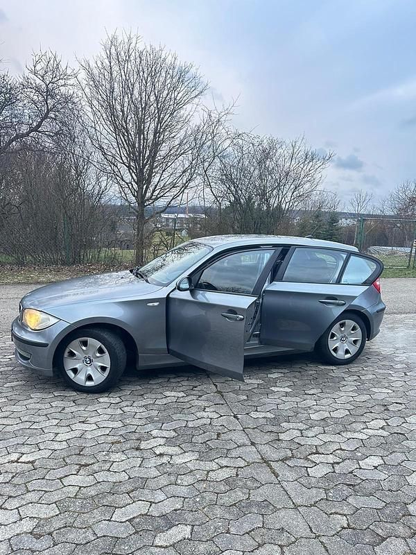 Gebraucht BMW 116 122 PS (89 kW) 2009 Kleinwagen
