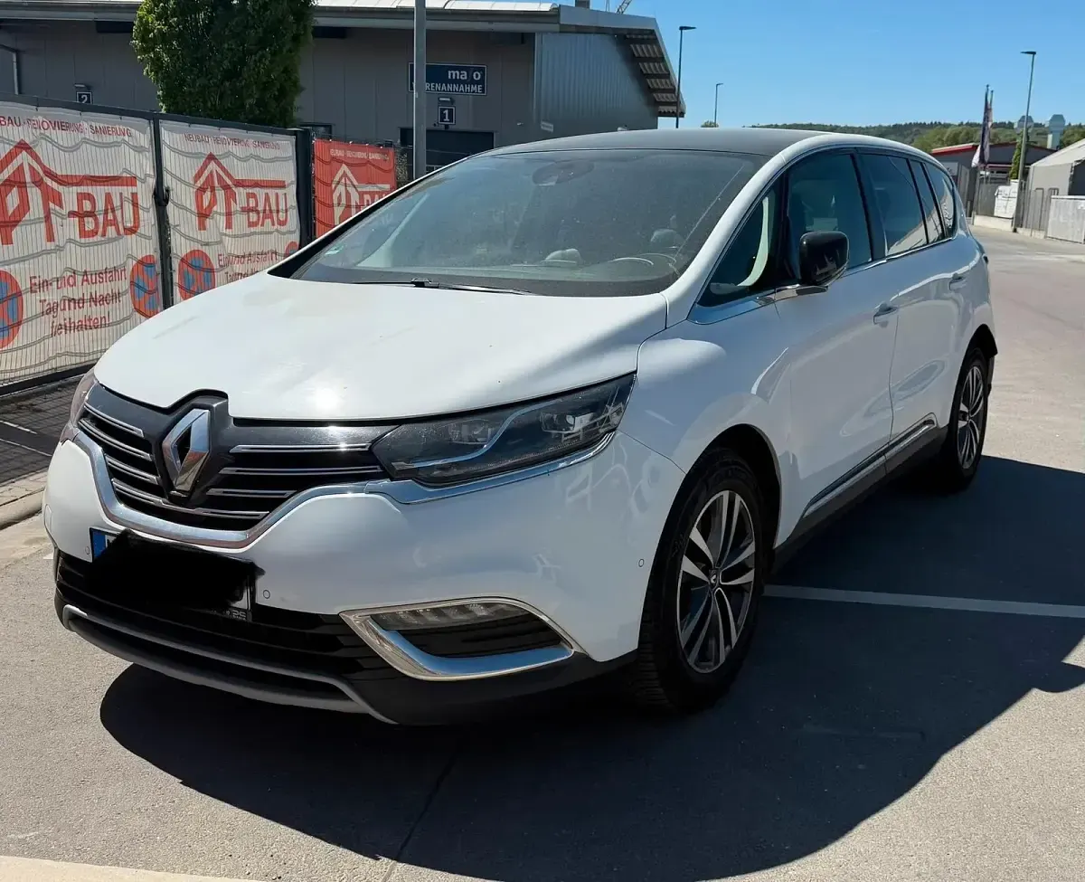 Gebraucht Renault Espace 160 PS (117 kW) 2018 Weiß Van / Kleinbus