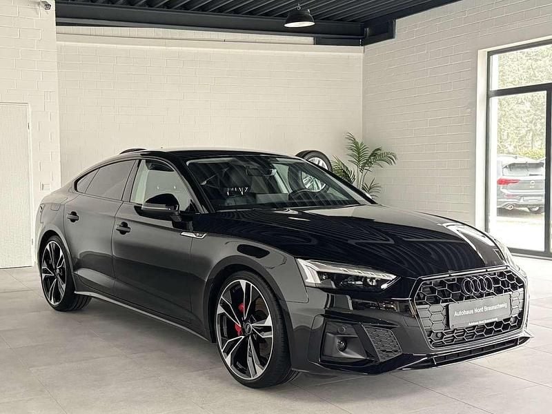 Gebraucht Audi A5 Competition 204 PS (150 kW) 2022 Mythosschwarz metallic Coupé