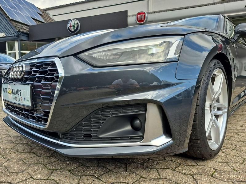 Grau Gebraucht 2021 Audi A5 Sportback Advanced Kleinwagen | 25.870 € (Guter Preis) - Bild 1/3