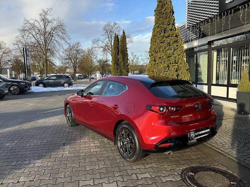Gebraucht Mazda 3 122 PS (89 kW) 2023 Rot Limousine
