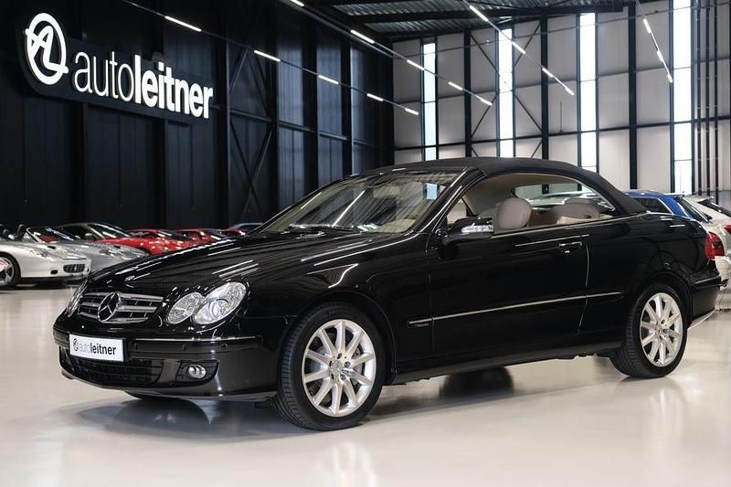 Schwarz Gebraucht 2006 Mercedes CLK350 Elegance Cabrio | 29.500 € - Bild 1/4