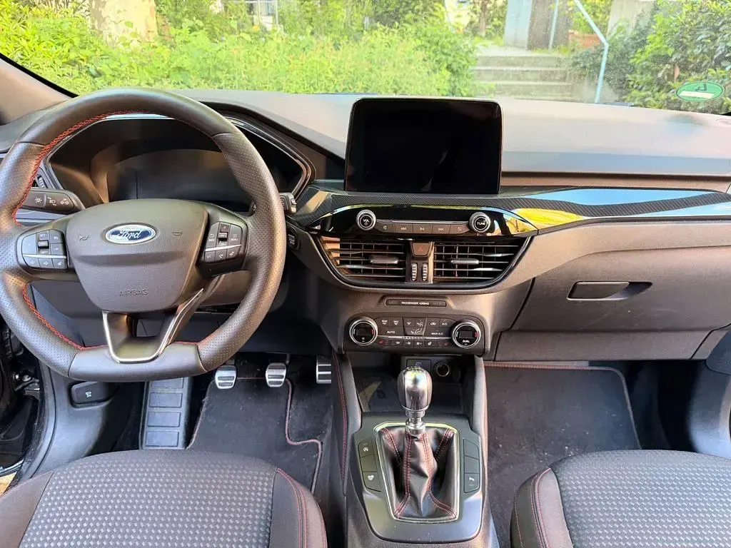 Gebraucht Ford Kuga ST-Line 150 PS (110 kW) 2020 Schwarz SUV